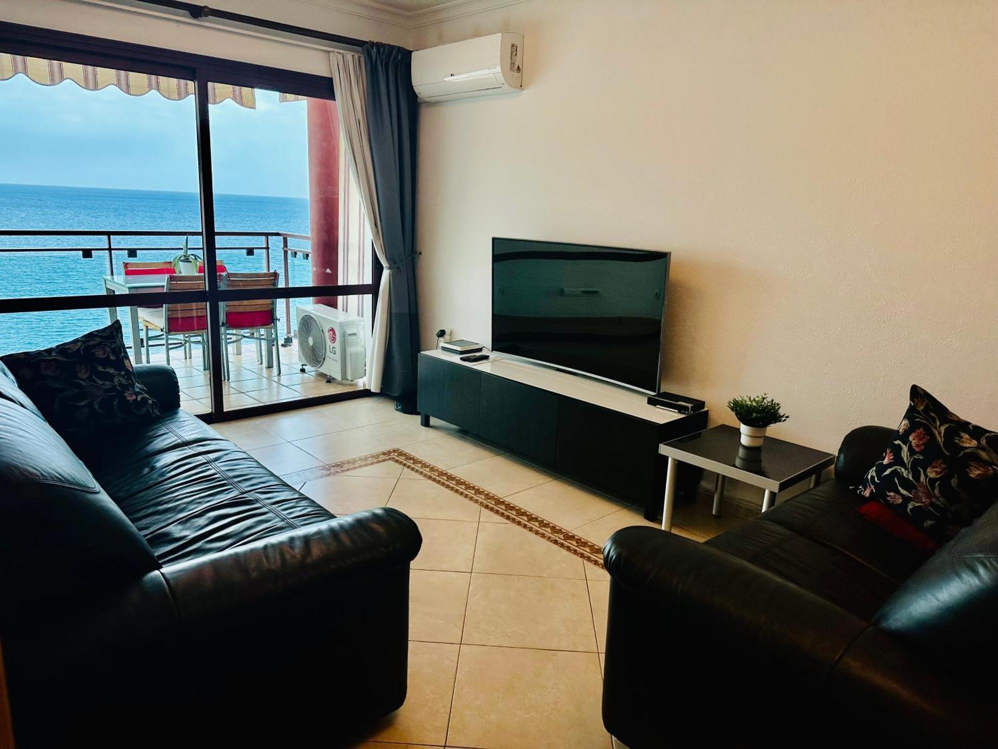 Su Eminencia - Sea View Apartment With Modern Comforts ปลายาเดลกูรา ภายนอก รูปภาพ
